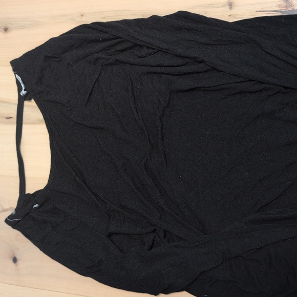 PINK Victoria’s Secret Cutout Long Sleeve - Picture 2 of 2